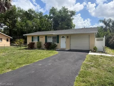 1934 Flamingo Dr, North Fort Myers, FL 33917