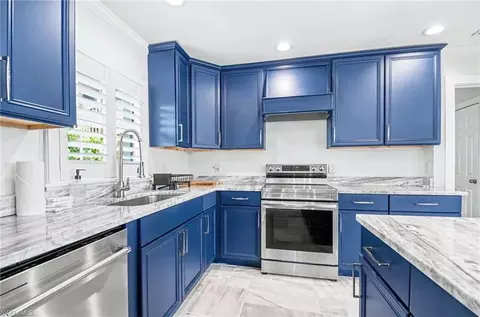Kitchen - 112 Capri Blvd, Naples, FL 34113 photo 4 of 6