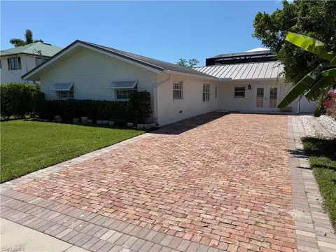 Exterior - 112 Capri Blvd, Naples, FL 34113 photo 1 of 6
