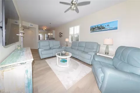 8106 Queen Palm Ln #131, Fort Myers, FL 33966