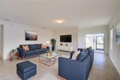 211 NE 20th St, Cape Coral, FL 33909