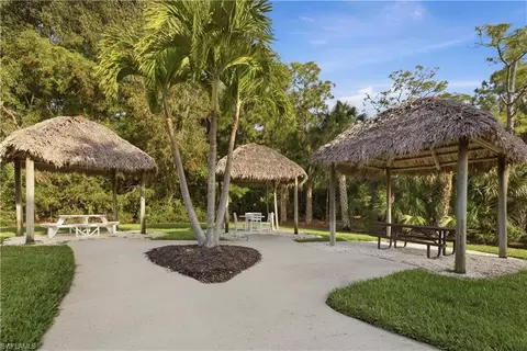 Exterior - 9175 Celeste Dr #204, Naples, FL 34113 photo 14 of 16