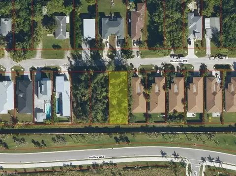 Woodside Ave, Naples, FL 34112