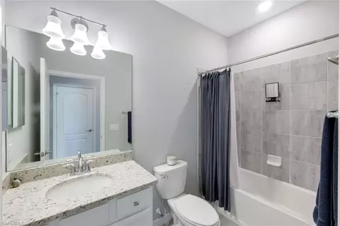 Bath - 19599 Beechcrest Pl, Estero, FL 33928 photo 3 of 3
