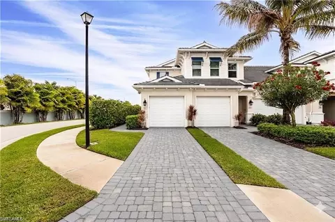 6934 Avalon Cir #401, Naples, FL 34112