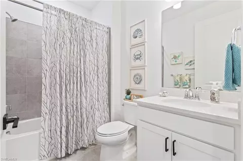 Bath - 10475 Ventana Ln, Naples, FL 34120 photo 2 of 2