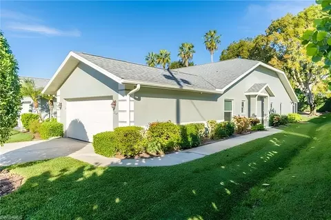 1704 Royal Cir #602, Naples, FL 34112