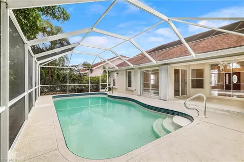 2053 E Crown Pointe Blvd, Naples, FL 34112