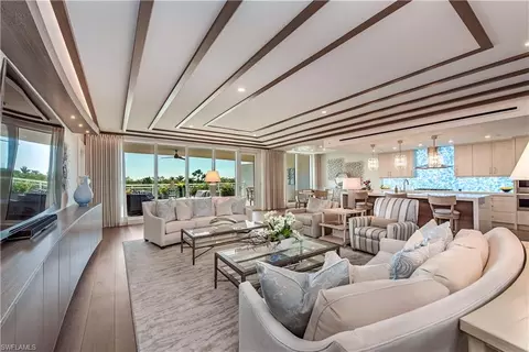 13915 Old Coast Rd #302, Naples, FL 34110