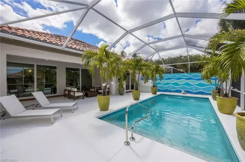 4249 Montalvo Ct, Naples, FL 34109