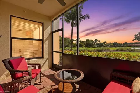 9844 Venezia Cir #714, Naples, FL 34113