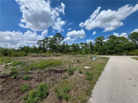 304 Lenz Ave, Lehigh Acres, FL 33974