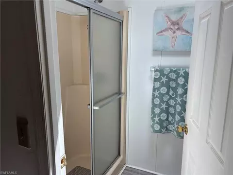 Bath - 49 Turquoise Ave #49T, Naples, FL 34114 photo 3 of 4
