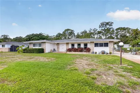 443 Castle Dr, Naples, FL 34119