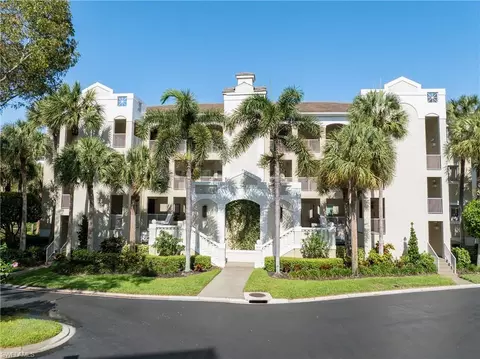 7686 Pebble Creek Cir #301, Naples, FL 34108