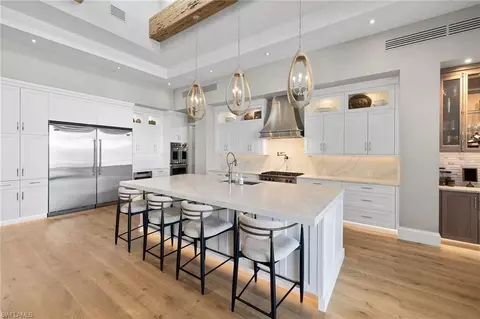 Kitchen - 1850 Kingfish Rd, Naples, FL 34102 photo 6 of 7