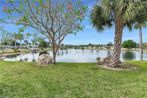 View/Area - 33 Monaco Ter, Naples, FL 34112 photo 2 of 10