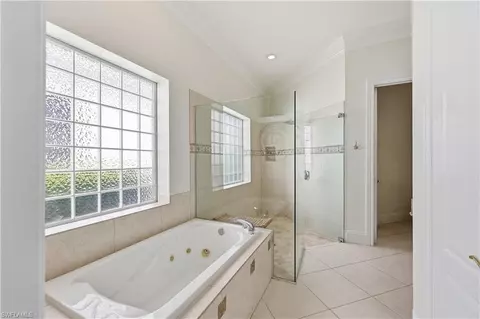 Bath - 2844 Coco Lakes Dr, Naples, FL 34105 photo 4 of 6