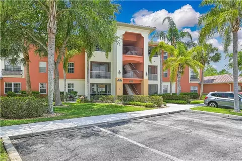 3953 Pomodoro Cir #301, Cape Coral, FL 33909