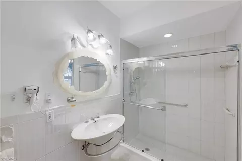 Bath - 2147 Snook Dr, Naples, FL 34102 photo 4 of 4