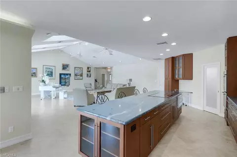 Kitchen - 2147 Snook Dr, Naples, FL 34102 photo 5 of 5