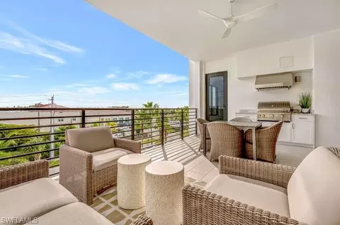 1125 Central Ave #477, Naples, FL 34102