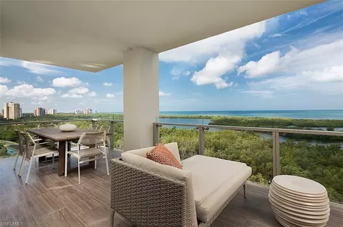 6897 Grenadier Blvd #1001, Naples, FL 34108
