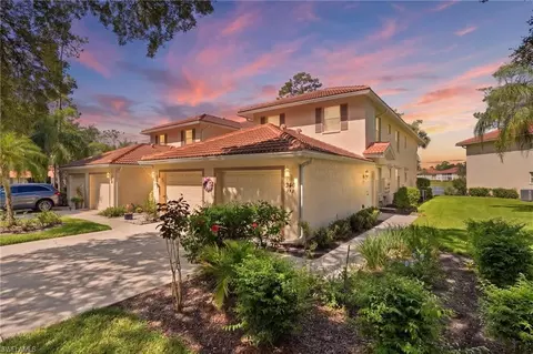 340 Robin Hood Cir #102, Naples, FL 34104