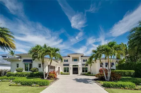 Exterior - 705 Wedge Dr, Naples, FL 34103 photo 4 of 4