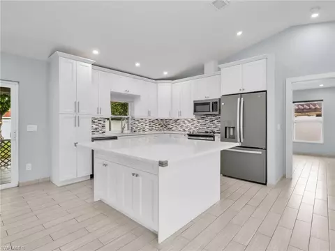 2200 45th Ter SW, Naples, FL 34116