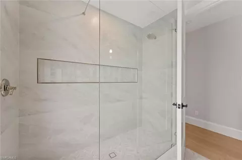 Bath - 207 Monterey Dr, Naples, FL 34119 photo 6 of 8