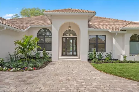 Exterior - 207 Monterey Dr, Naples, FL 34119 photo 1 of 8