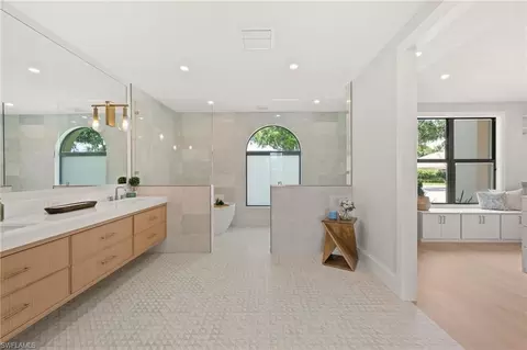 Bath - 207 Monterey Dr, Naples, FL 34119 photo 1 of 8
