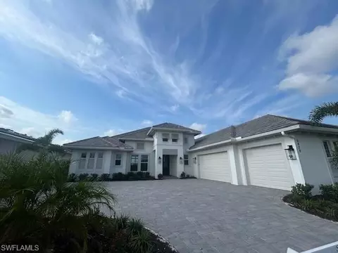9408 Loquat Ln, Naples, FL 34114
