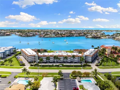 730 W Elkcam Cir #404, Marco Island, FL 34145