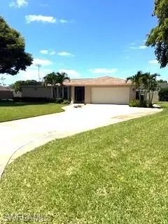 5201 31st Pl SW, Naples, FL 34116