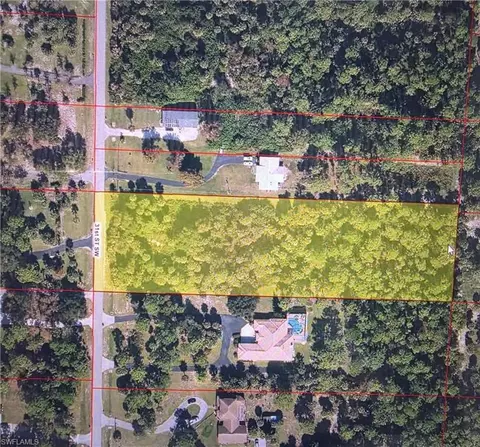 31 St, Naples, FL 34117