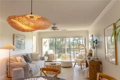 265 Deerwood Cir #10, Naples, FL 34113