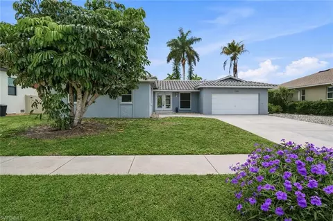 178 Bermuda Rd, Marco Island, FL 34145