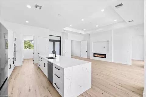 3342 70th Ave NE, Naples, FL 34120