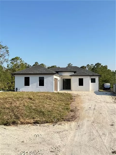 3538 29th Ave NE, Naples, FL 34120