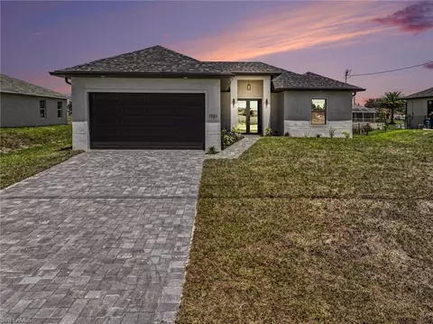 1721 NW 2nd St, Cape Coral, FL 33993