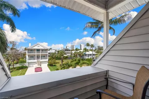 Exterior - 1286 Rainbow Ct, Naples, FL 34110 photo 6 of 13