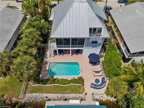 Exterior - 1286 Rainbow Ct, Naples, FL 34110 photo 13 of 13