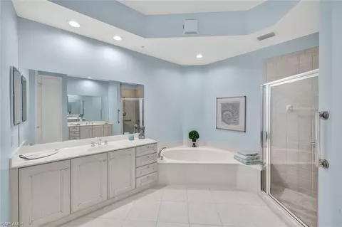 Bath - 9038 Cascada Way #102, Naples, FL 34114 photo 1 of 3