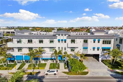101 8th St S #307, Naples, FL 34102