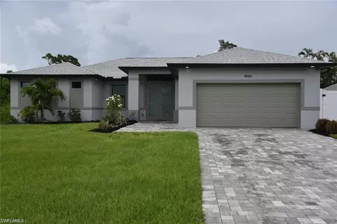 4666 Villa Capri Ln, Bonita Springs, FL 34134