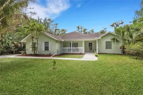 5810 Lancewood Way, Naples, FL 34116