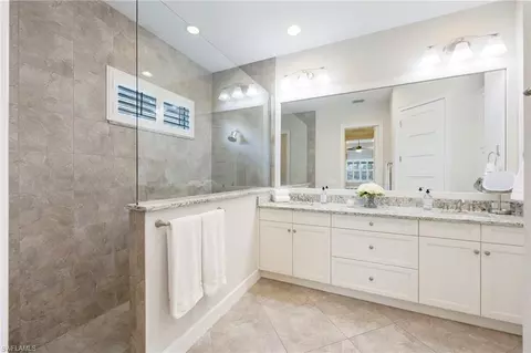 Bath - 6466 Warwick Ave, Naples, FL 34113 photo 1 of 2