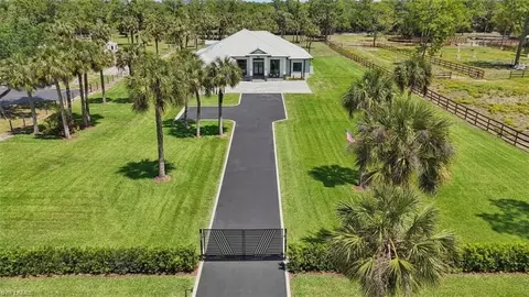 360 13th St SW, Naples, FL 34117